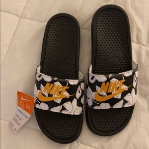 Nike floral sandals